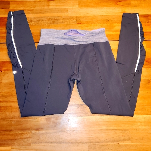 (6) lululemon Run: Full Tilt Tights Coal and Lavender wee stripe - Picture 3 of 5